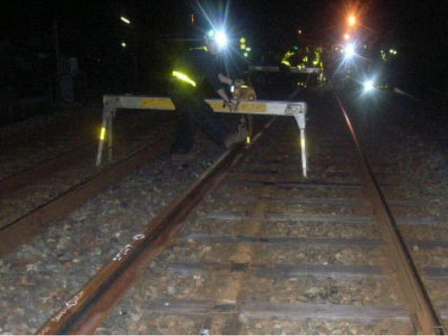 レールの交換作業